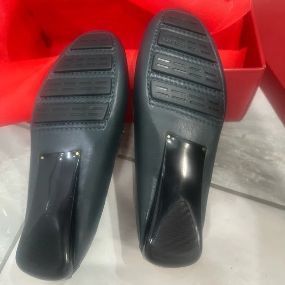 Robert Zur Women’s Navy and White Loafers, Size 7.5, BRAND NEW WITH TAG IN BOX - Picture 4 of 6